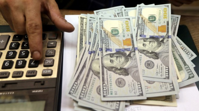 Dolar 15 liraya doğru...