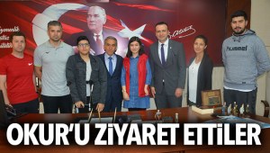 Gençler, Haluk Okuru ziyaret etti